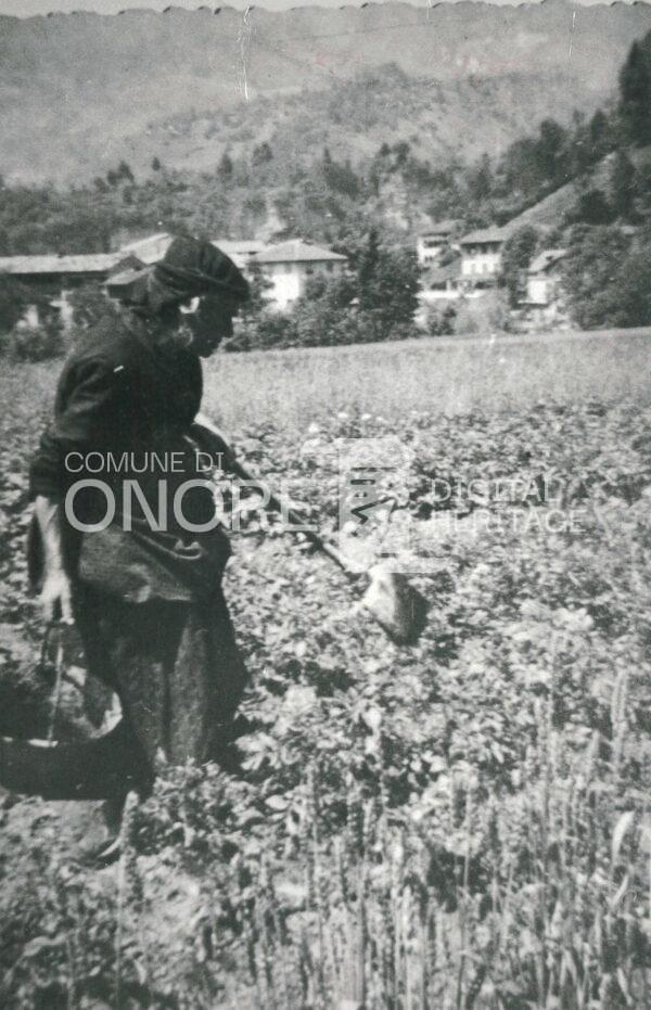 0046 Angelina Benito Mamma 58 60