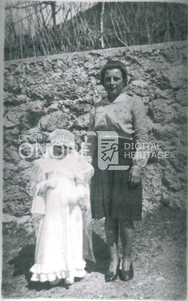 0063 Antonia Colotti E Giulia 1944