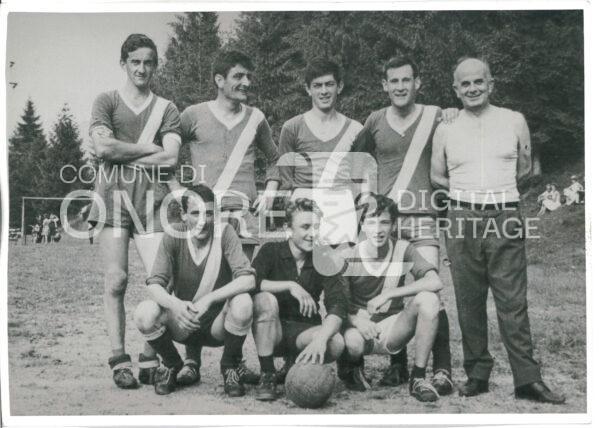 0112 Campetto Sotto La Chiesa Squadra Di Calcio