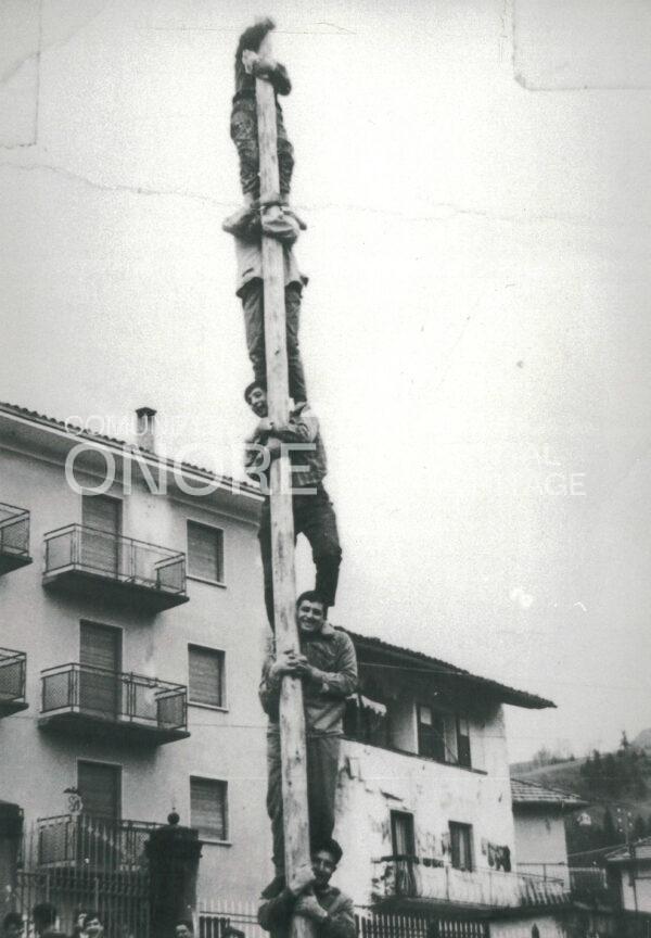 0117 Piazza Pozzo Palo Della Cuccagna
